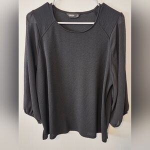 Simply Vera Wang Black Top